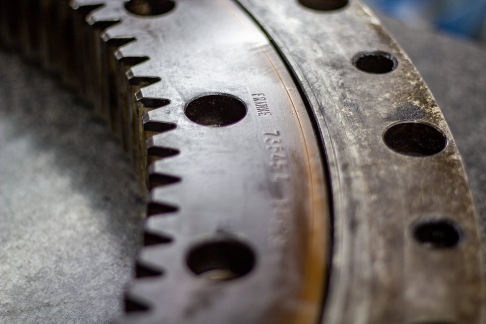 Refurbishment of bearings / ball bearings